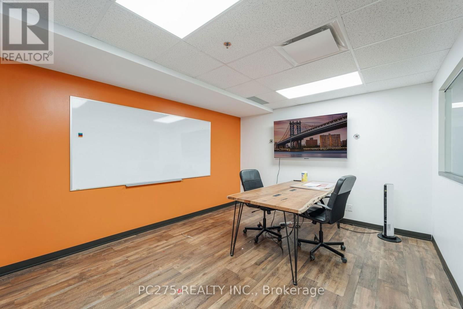 102 - 120 EGLINTON AVENUE EAST Image 8