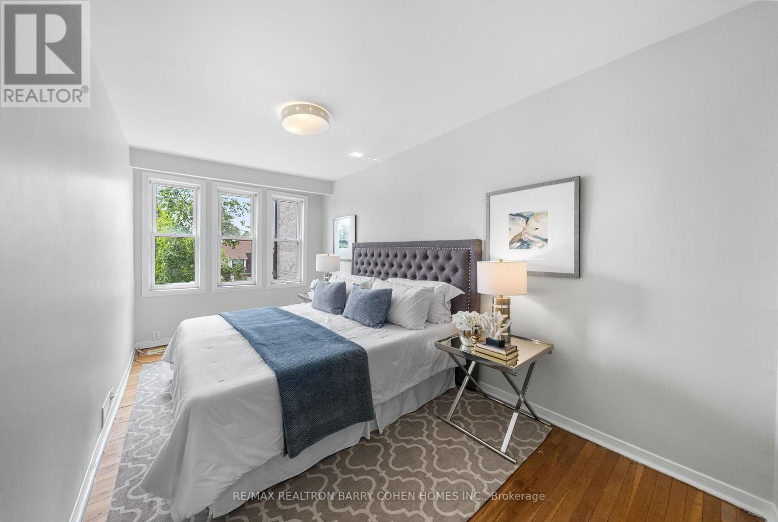 214 GLENHOLME AVENUE Image 15