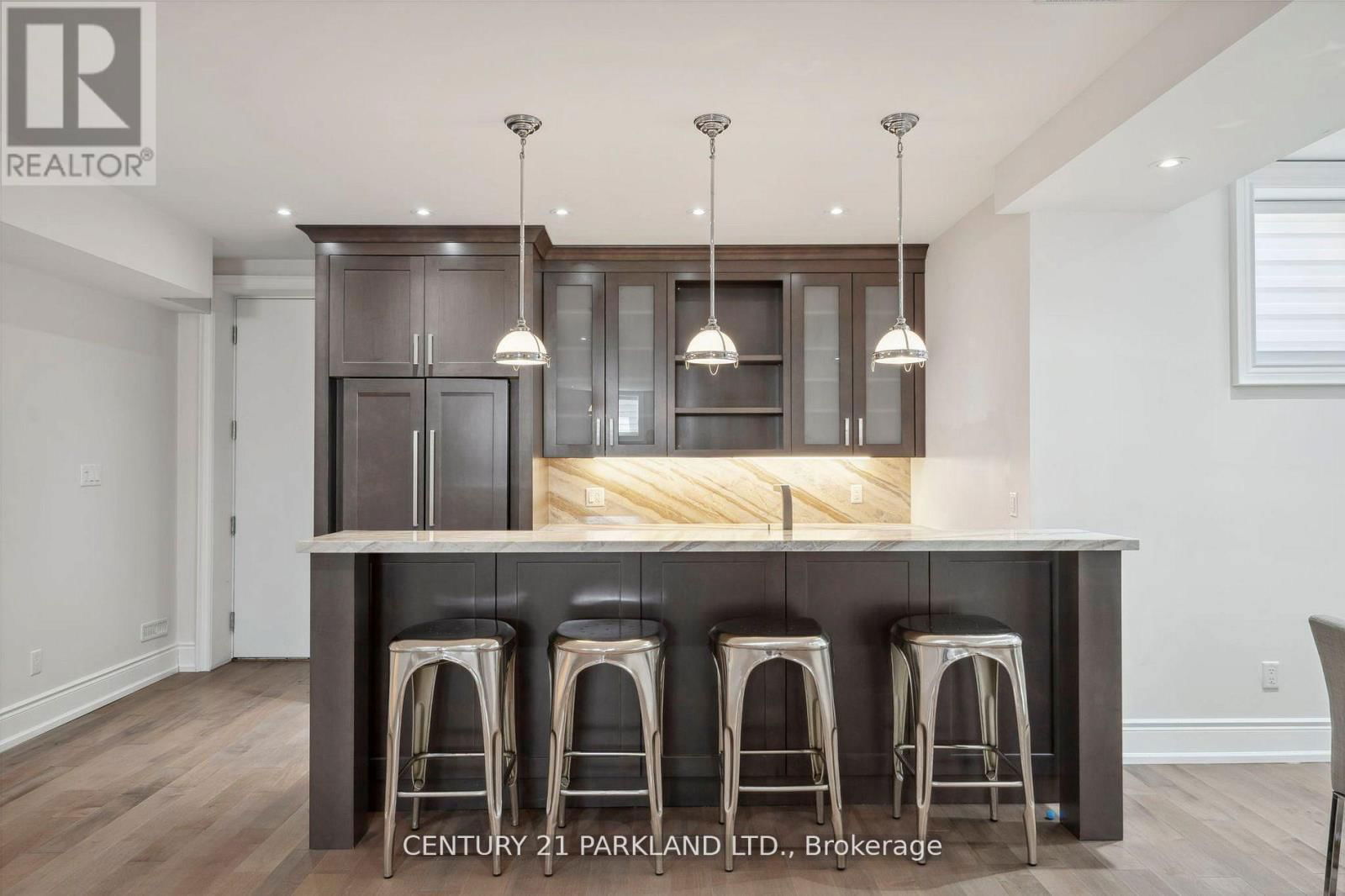 337 KINGSDALE AVENUE Image 38