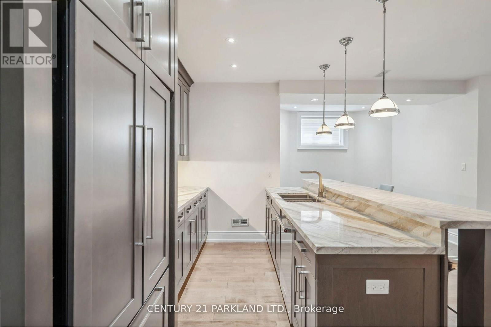 337 KINGSDALE AVENUE Image 39