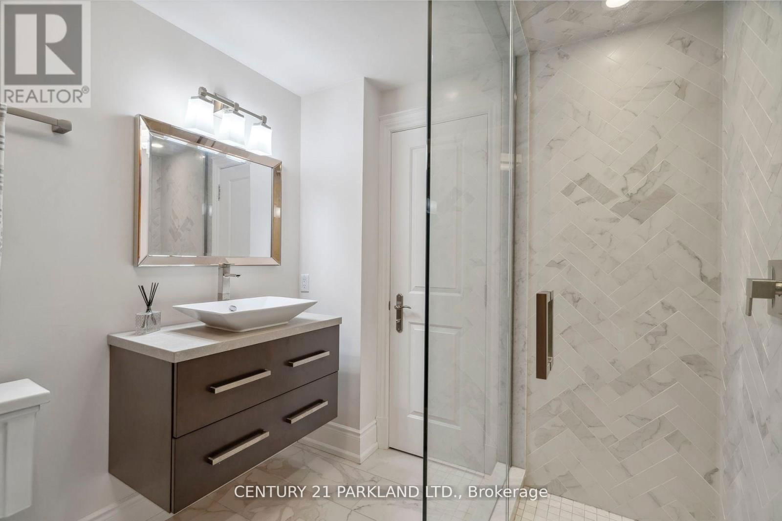 337 KINGSDALE AVENUE Image 43