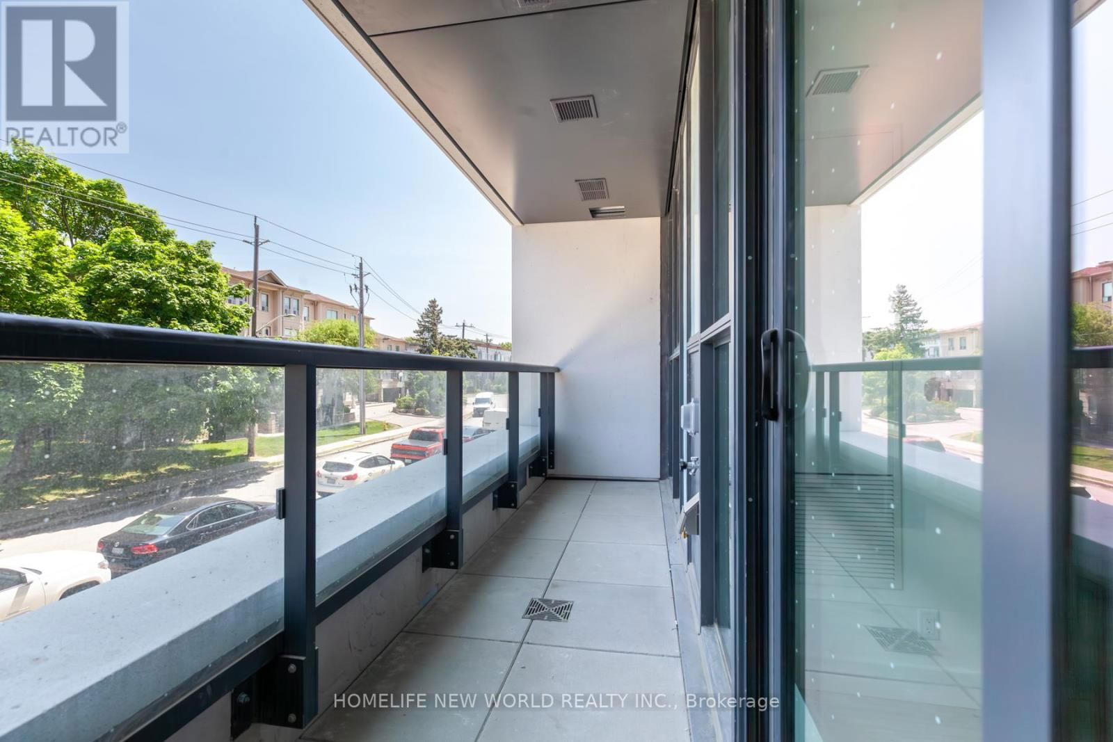 120 - 6 GREENBRIAR ROAD Image 20