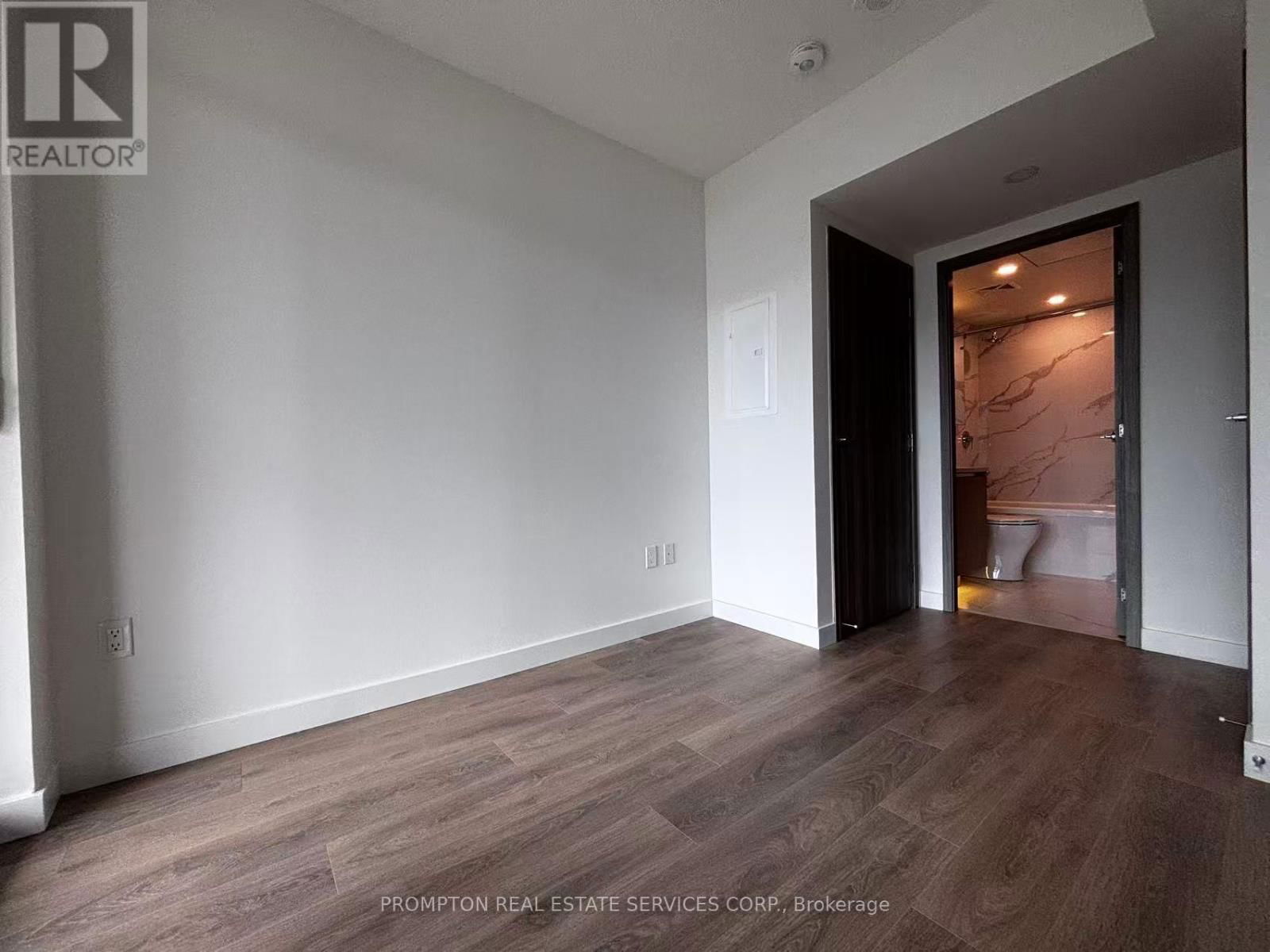 2602 - 3 CONCORD CITYPLACE WAY Image 7