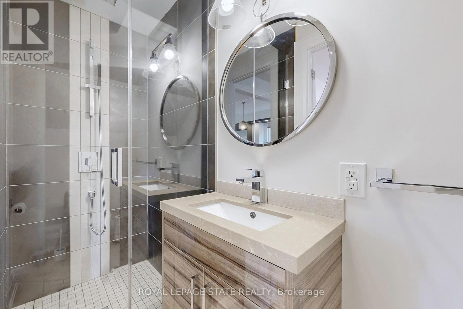 743 GLENCAIRN AVENUE Image 14