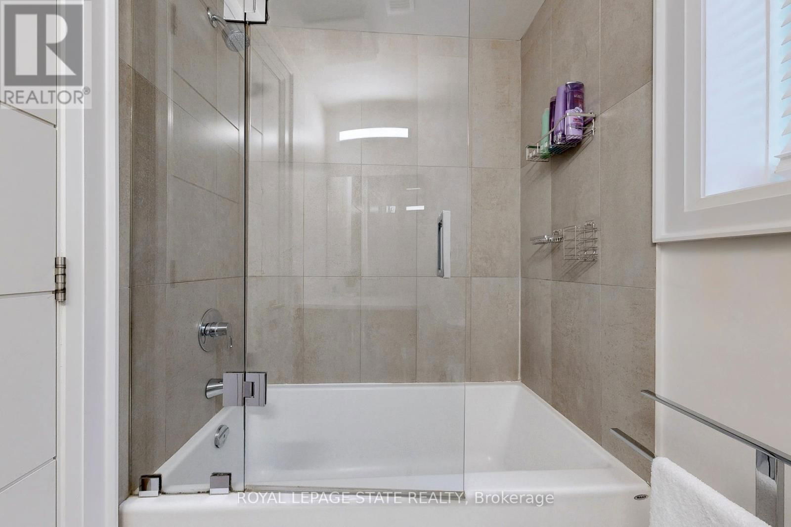 743 GLENCAIRN AVENUE Image 36