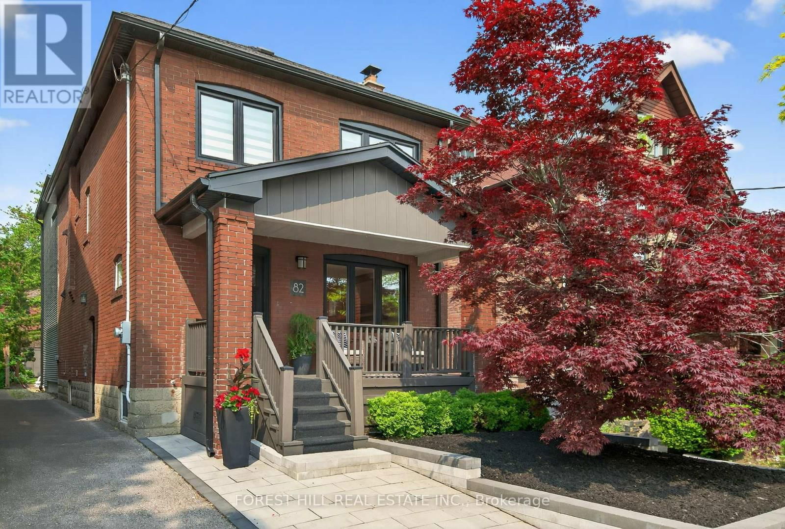 82 PINEWOOD AVENUE Image 1