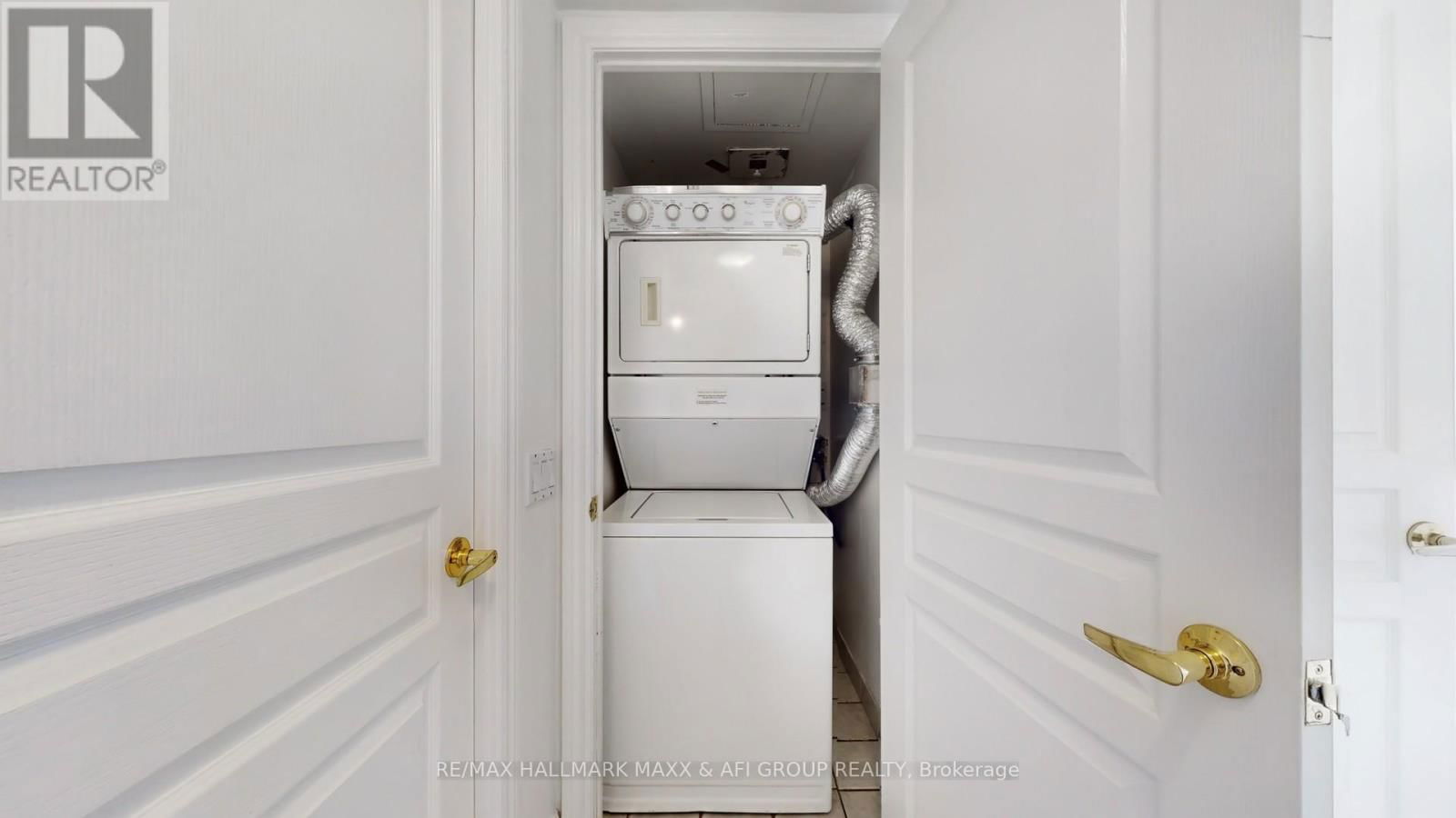 707 - 5 NORTHTOWN WAY Image 19