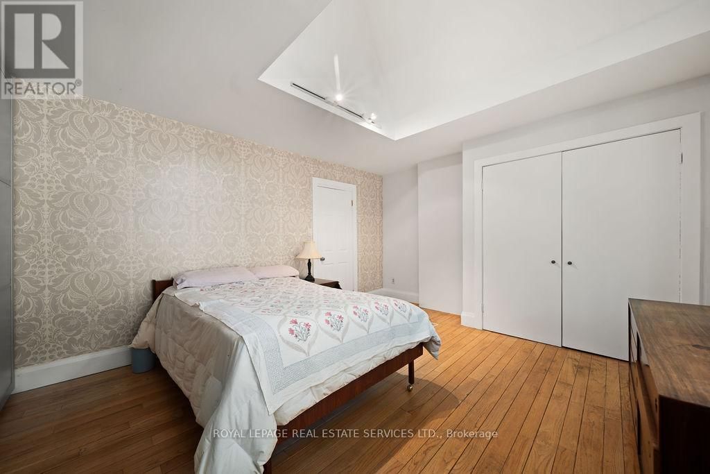 206 BERKELEY STREET Image 20