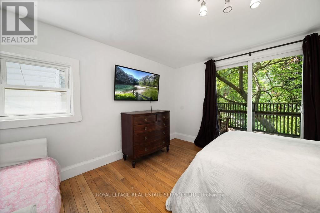 206 BERKELEY STREET Image 22