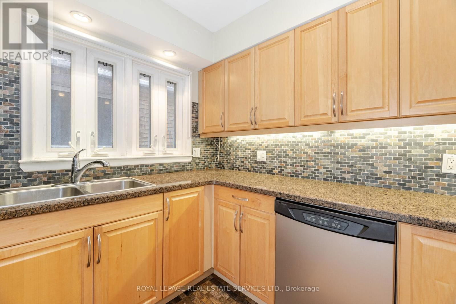 475 WINONA DRIVE Image 7