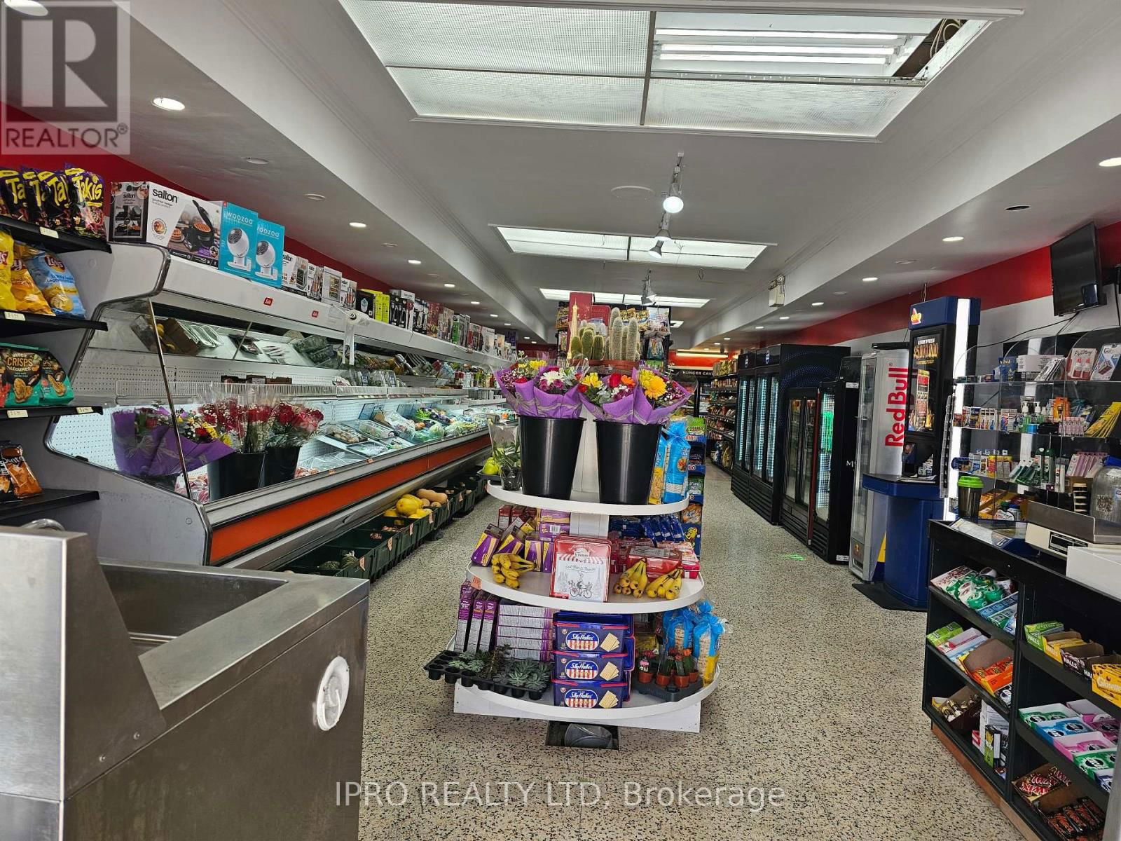 2563 YONGE STREET Image 7