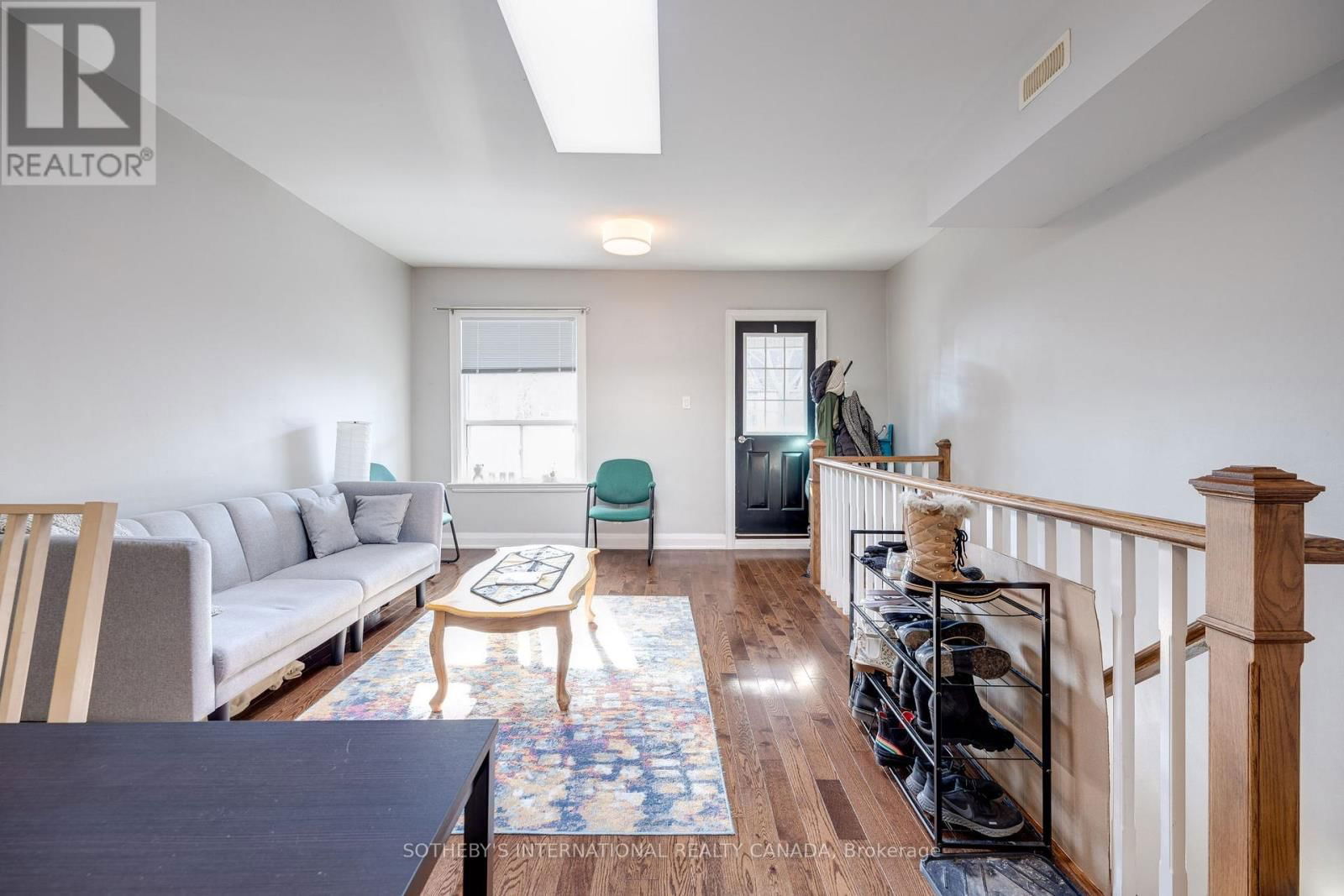 412 WELLESLEY STREET EAST Image 22