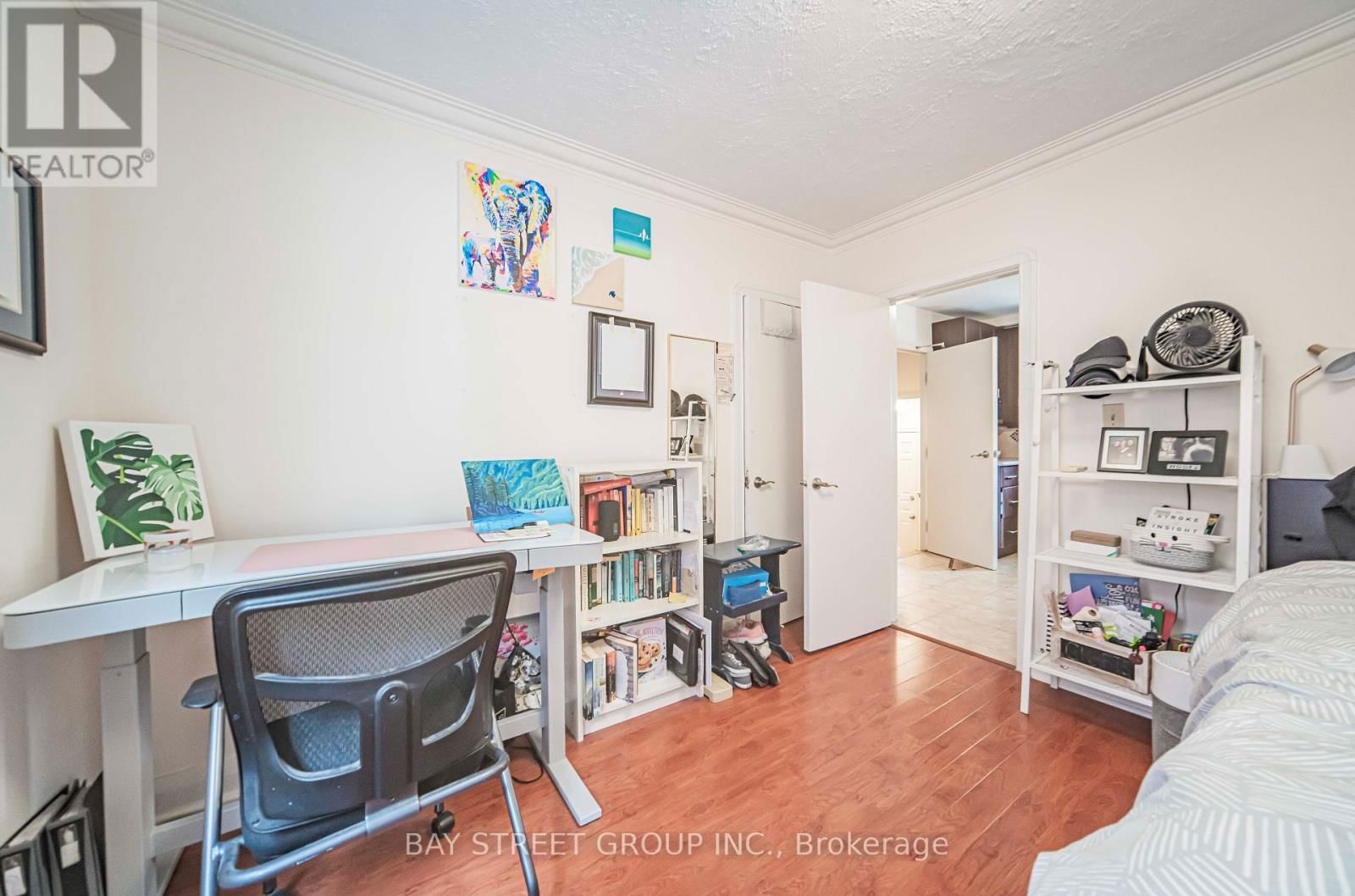 65 SPADINA ROAD Image 14