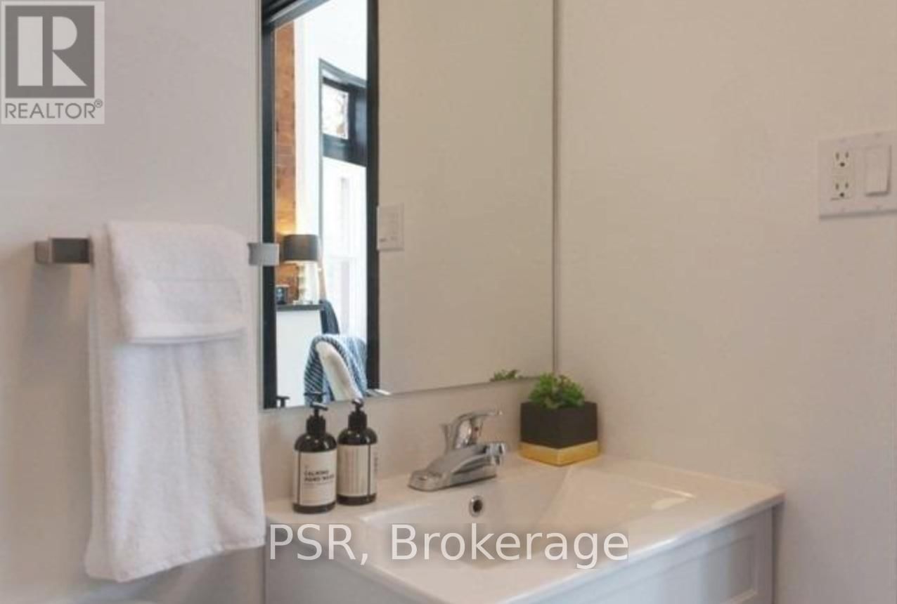 1 - 260 SHERBOURNE STREET Image 6