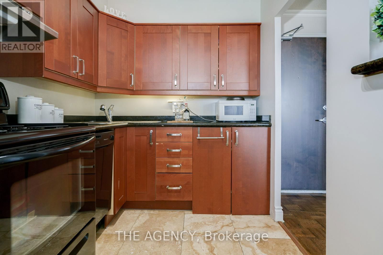 1504 - 5949 YONGE STREET Image 13