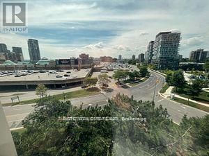 500-4 - 245 FAIRVIEW MALL DRIVE Image 11