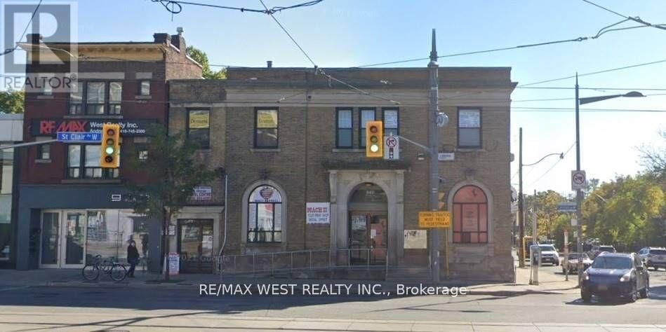 2nd Flr - 949 ST CLAIR AVENUE WEST Image 1