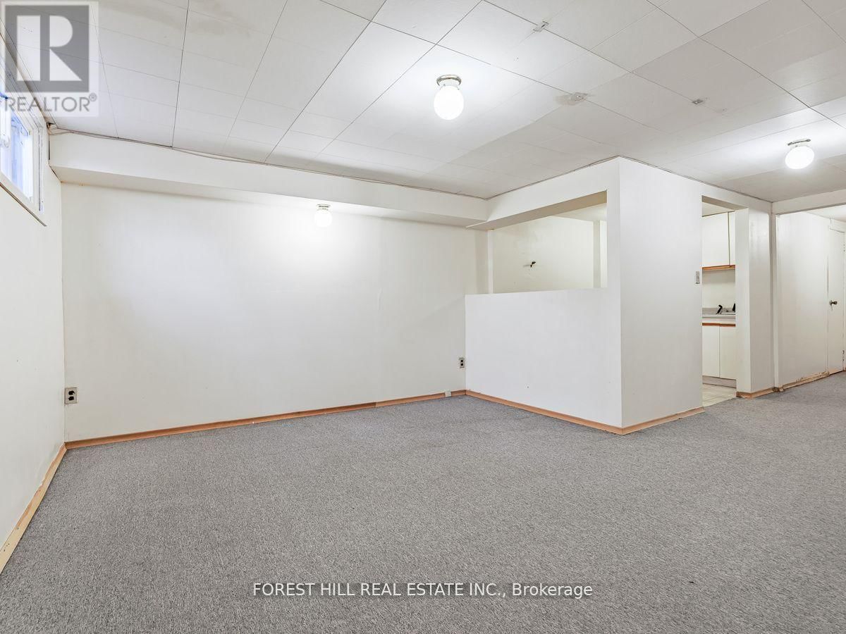 53 WOODY VINE WAY Image 12