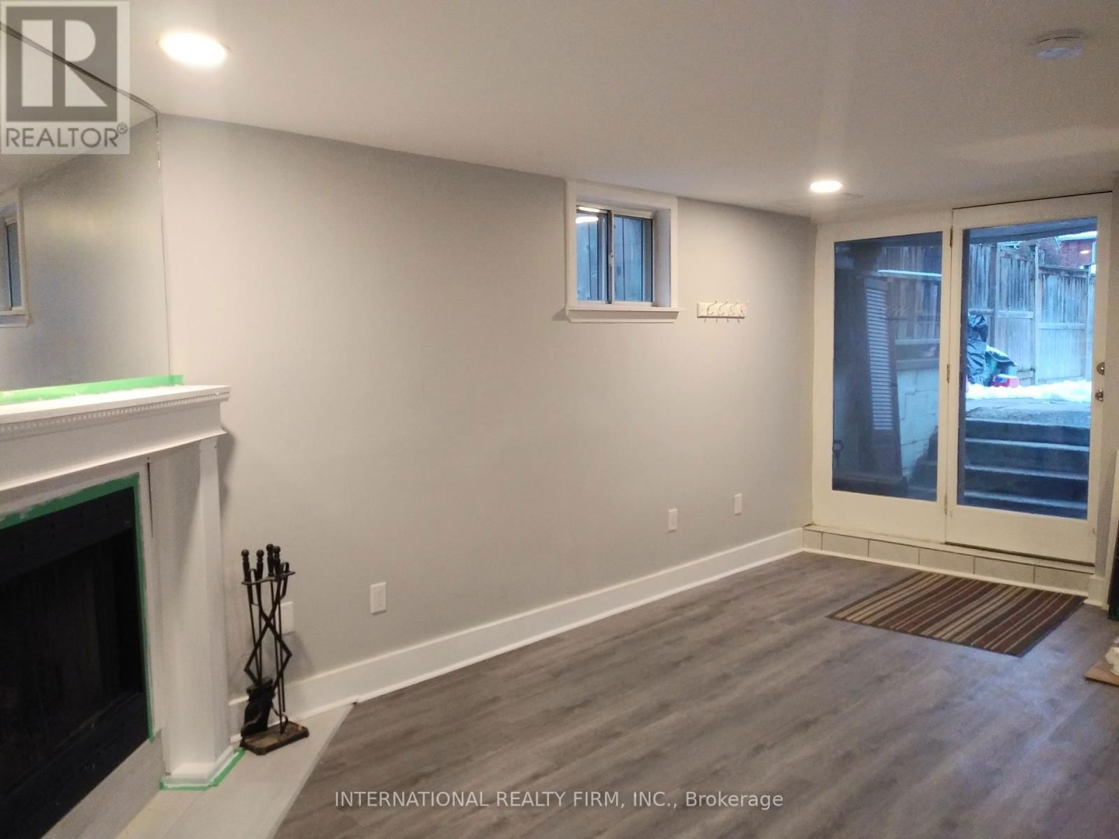 Lower - 261 SOUDAN AVENUE Image 2