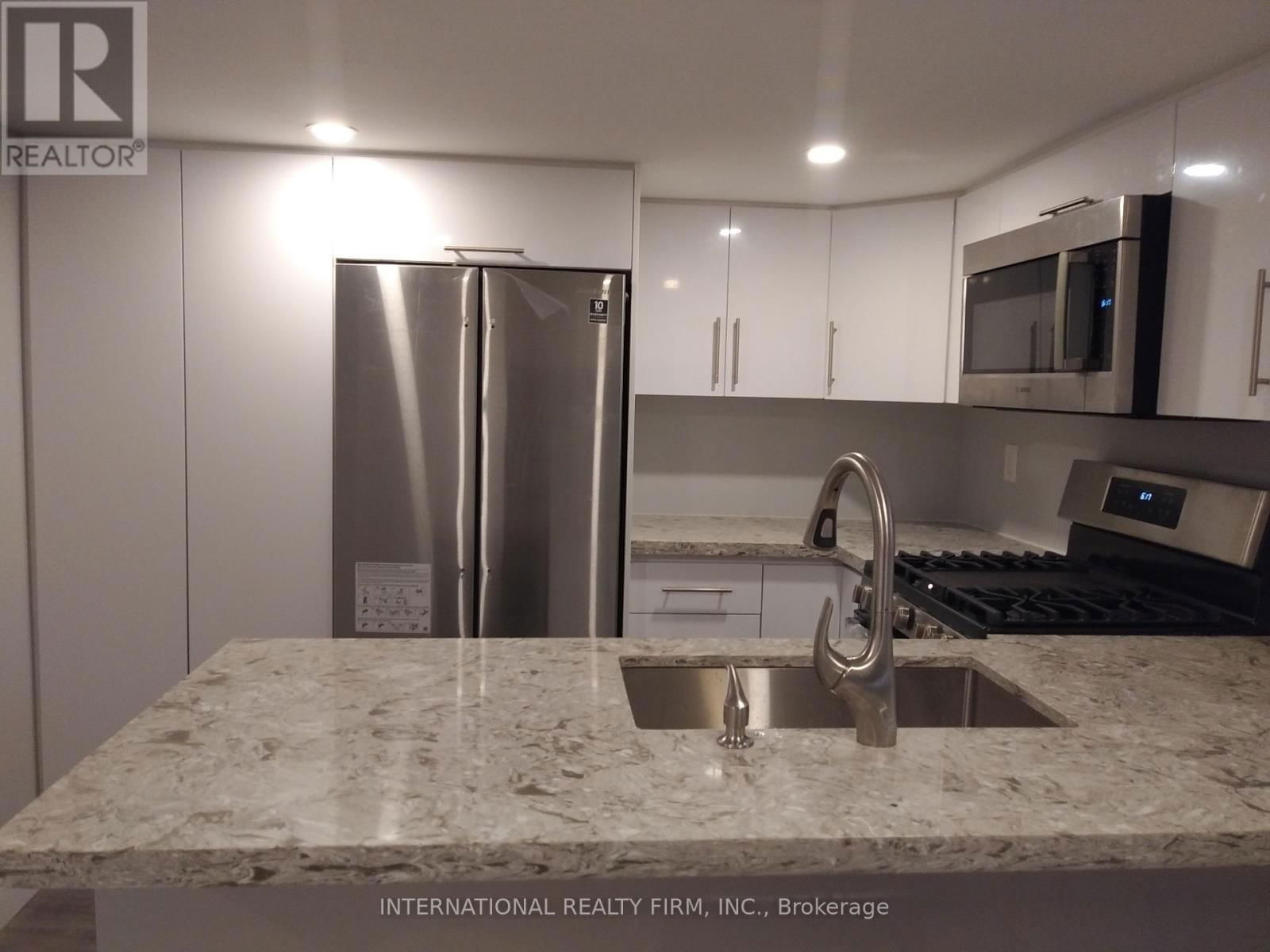 Lower - 261 SOUDAN AVENUE Image 6