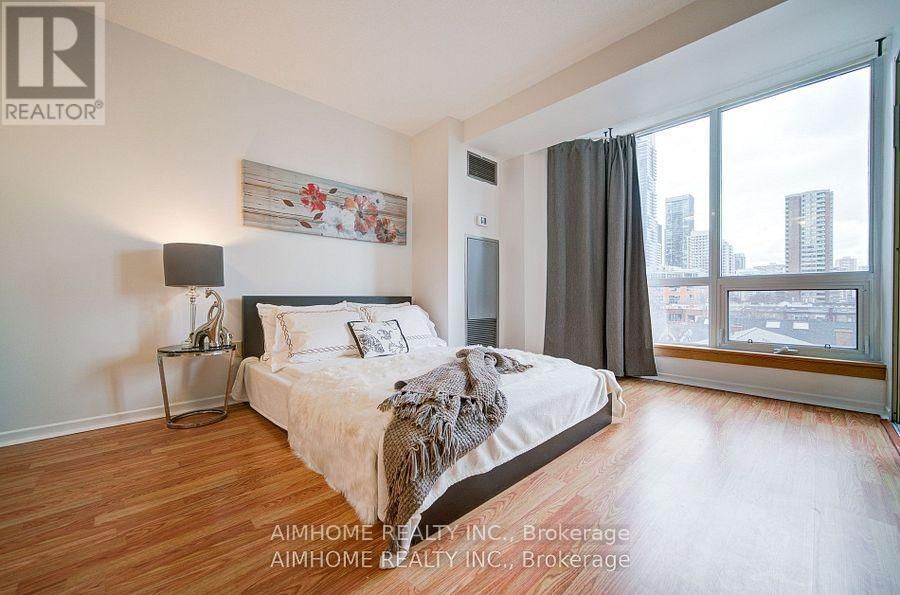 603 - 1055 BAY STREET Image 13