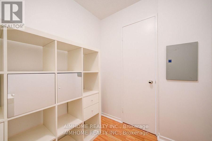 603 - 1055 BAY STREET Image 7