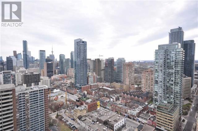 3003 - 33 CHARLES STREET EAST Image 16