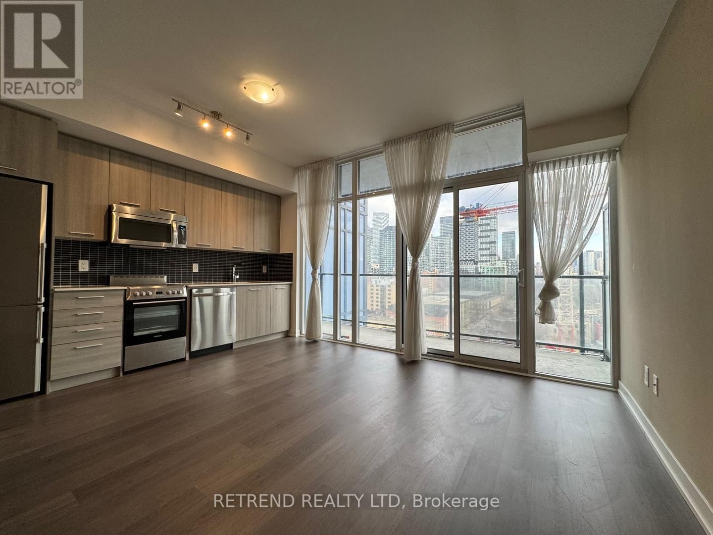 1114 - 105 GEORGE STREET Image 1