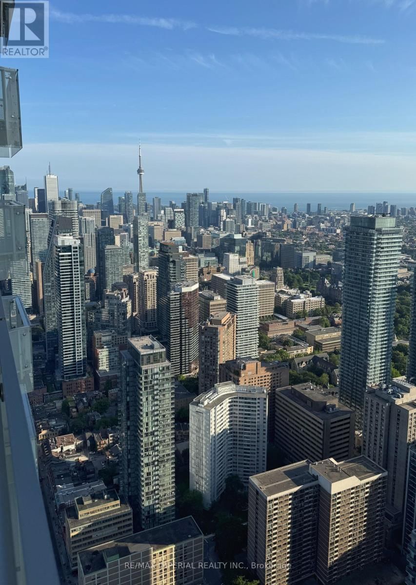 6407 - 1 BLOOR STREET EAST Image 31
