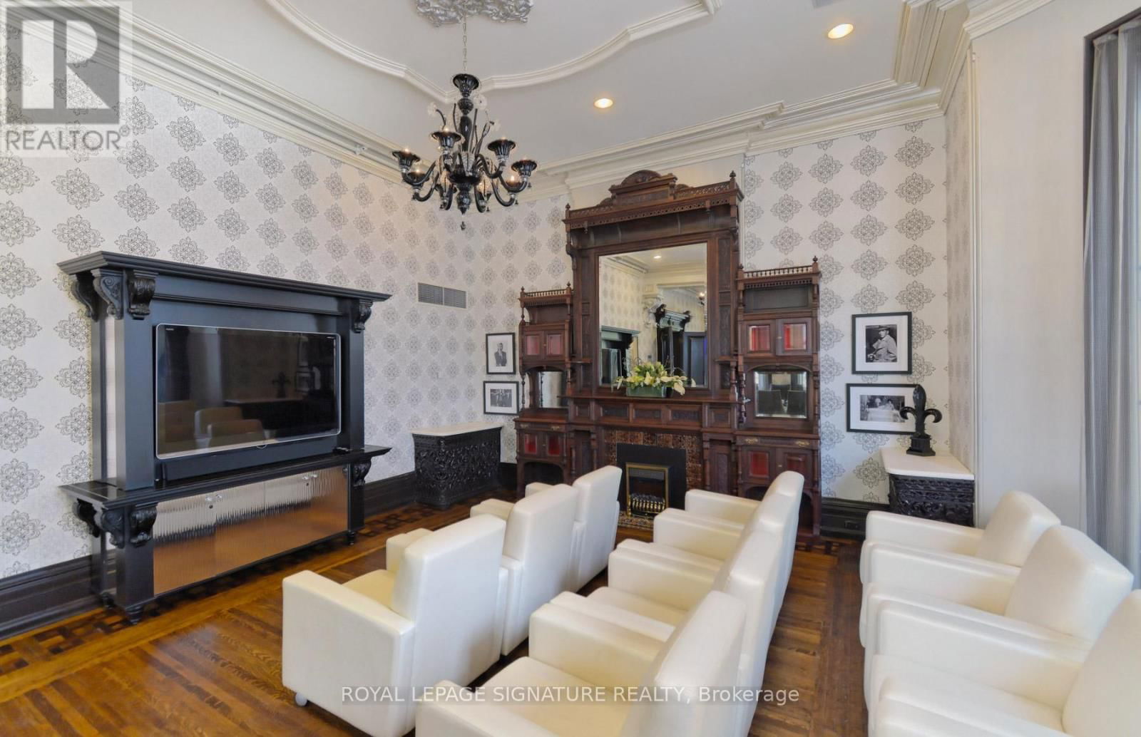 1003 - 28 LINDEN STREET Image 28