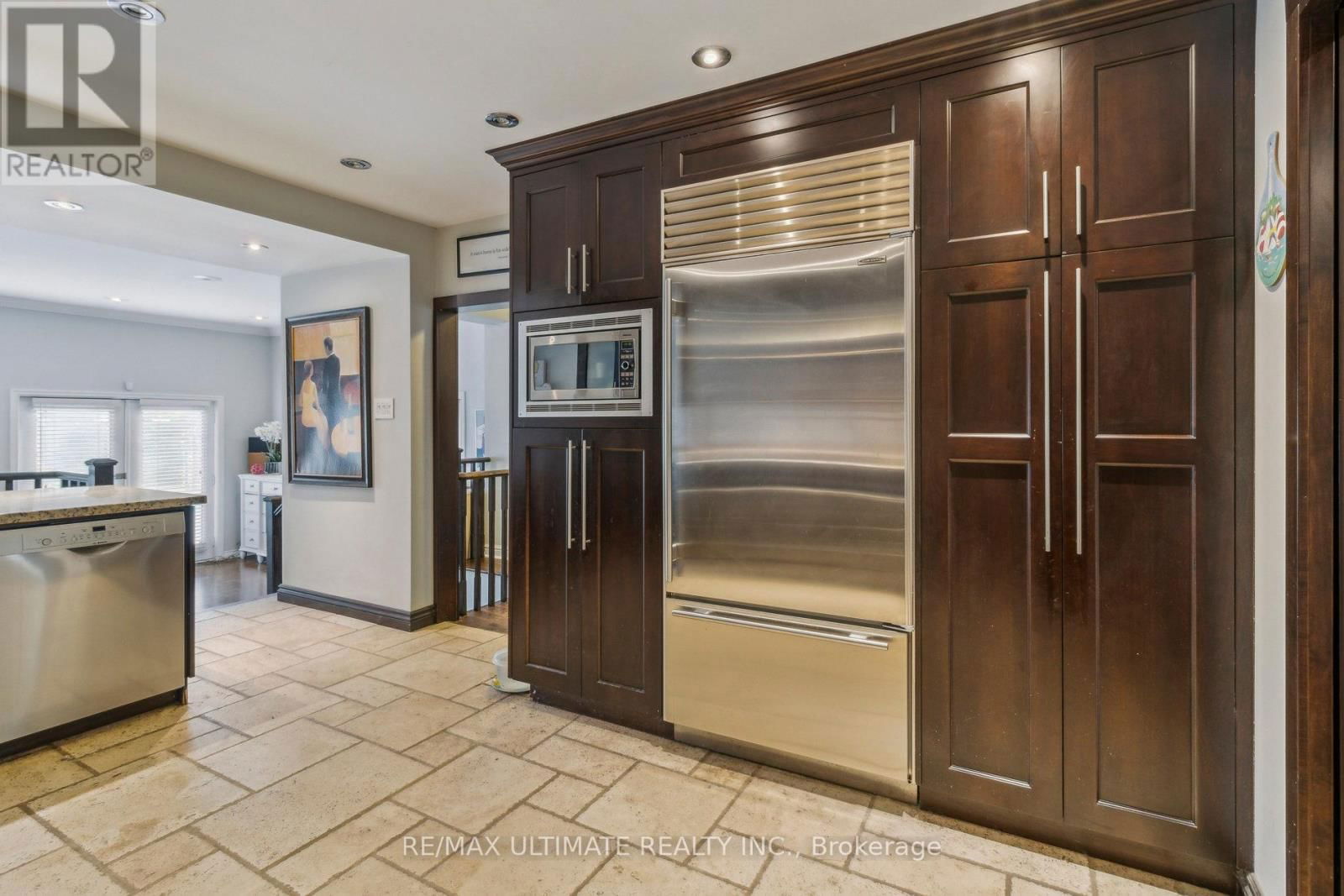 181 BAYVIEW HEIGHTS DRIVE Image 12