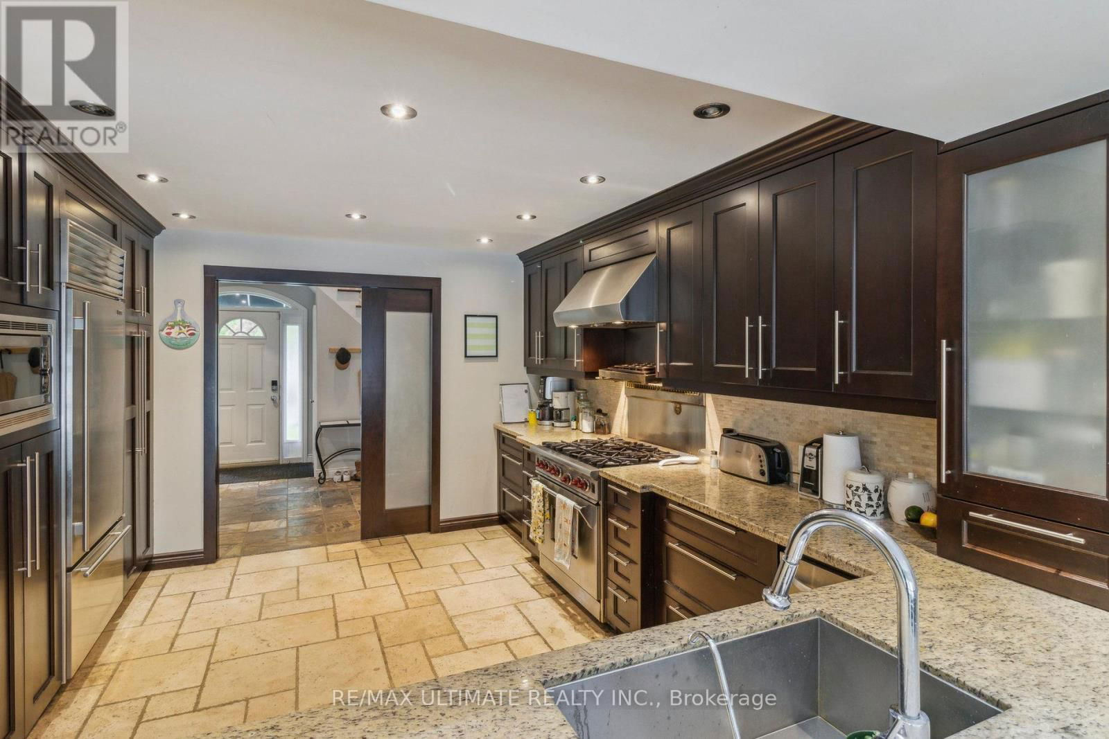181 BAYVIEW HEIGHTS DRIVE Image 13