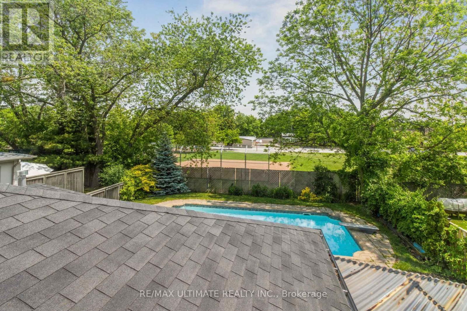 181 BAYVIEW HEIGHTS DRIVE Image 32