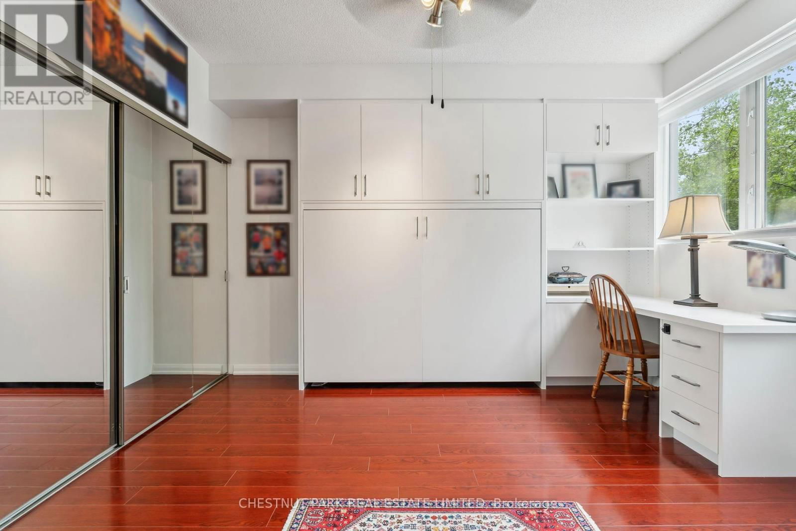201 - 11 SOHO STREET Image 14