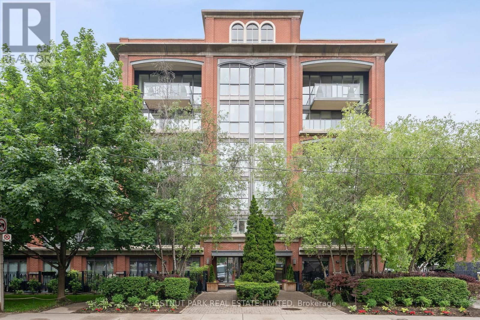201 - 11 SOHO STREET Image 2