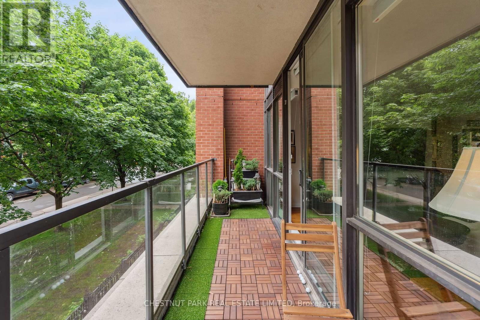 201 - 11 SOHO STREET Image 21