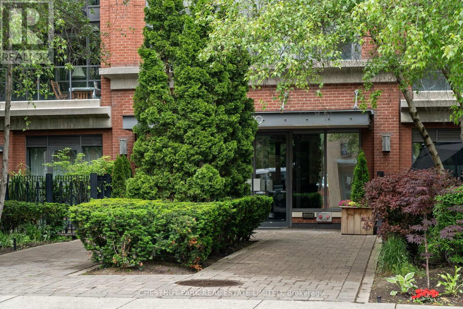 201 - 11 SOHO STREET Image 23