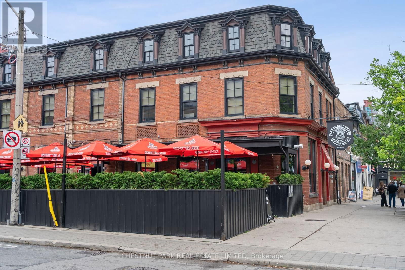 201 - 11 SOHO STREET Image 25
