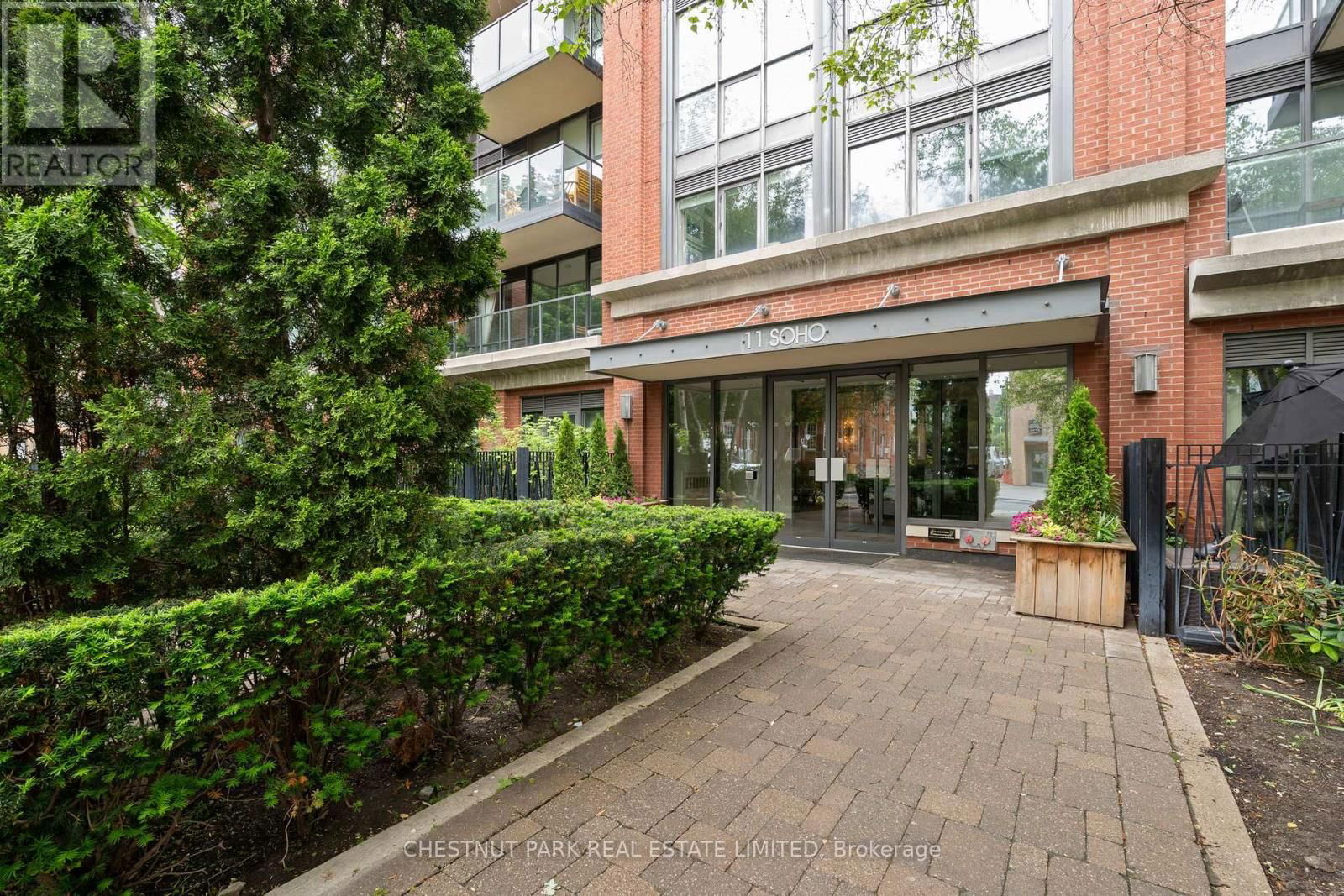 201 - 11 SOHO STREET Image 3