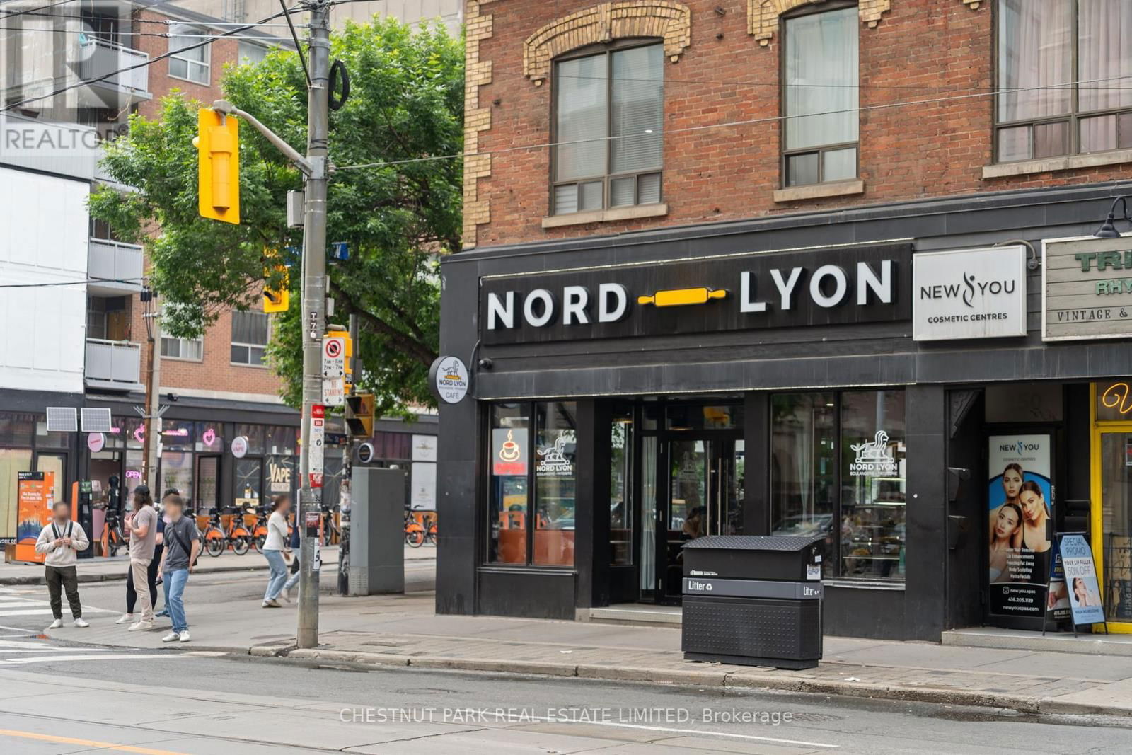 201 - 11 SOHO STREET Image 30