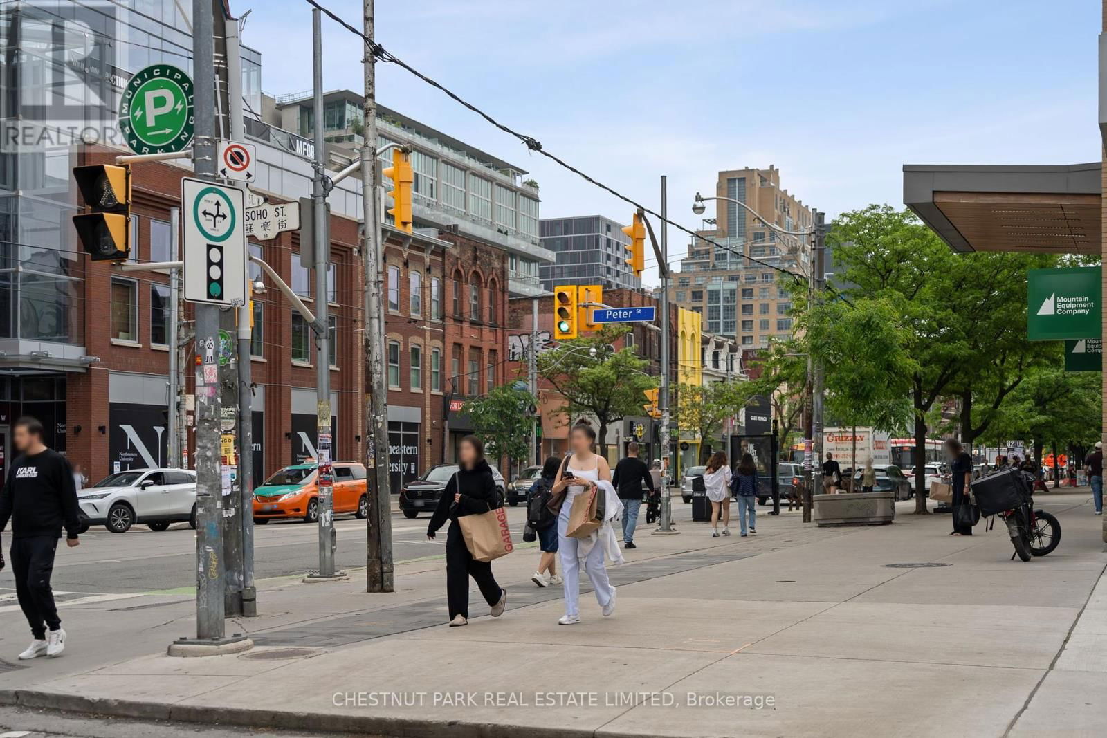 201 - 11 SOHO STREET Image 32