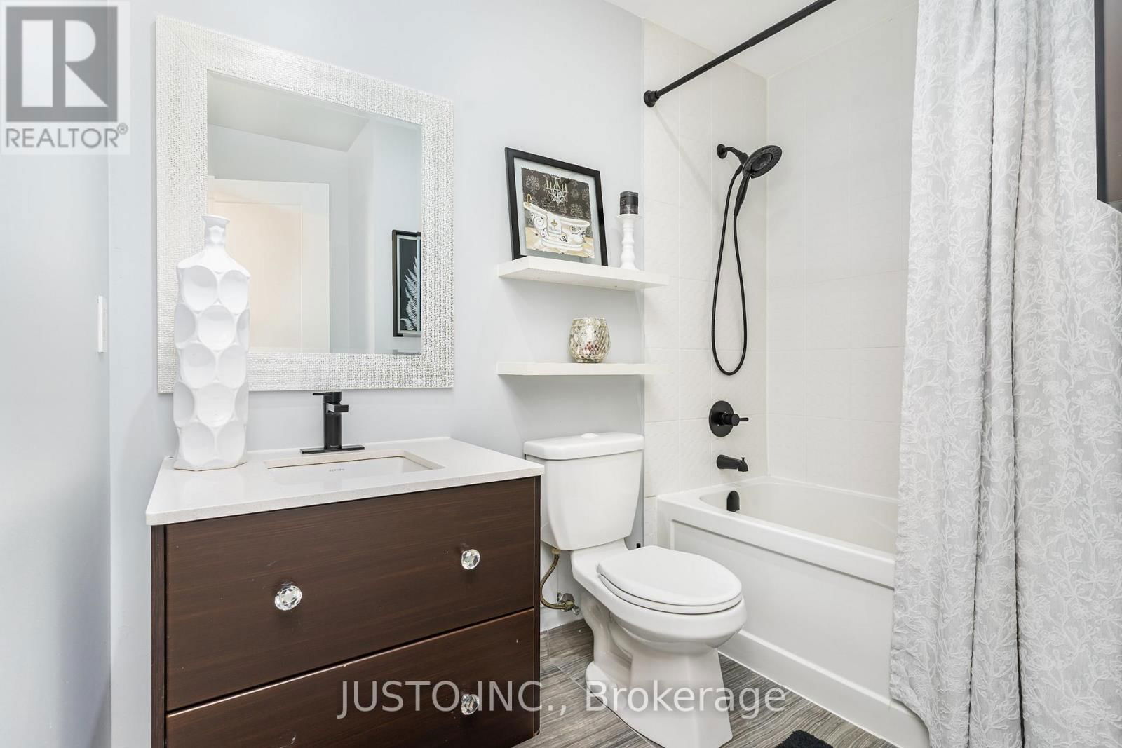 W604 - 565 WILSON AVENUE Image 18