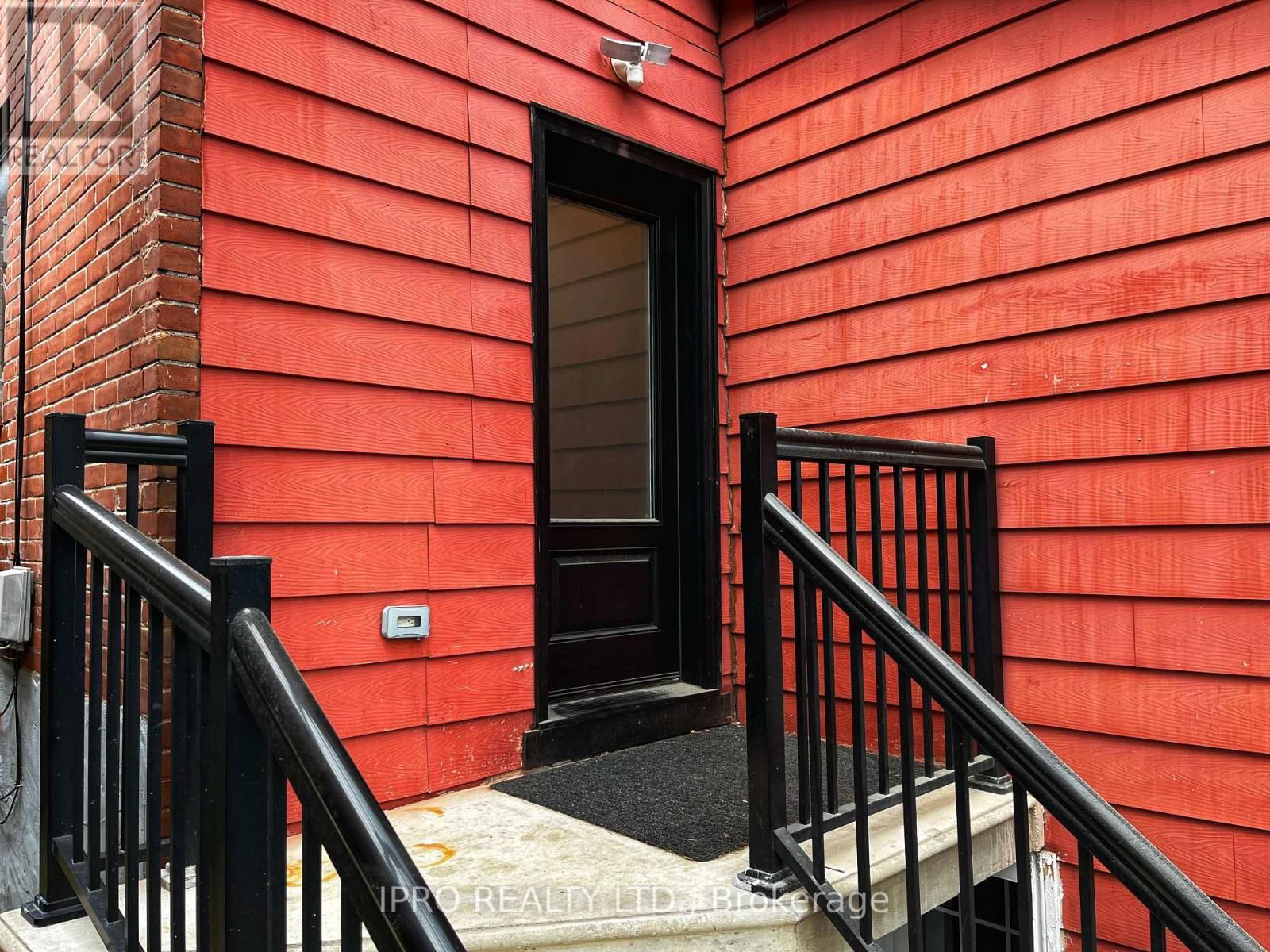 2-Main - 471 OSSINGTON AVENUE Image 10