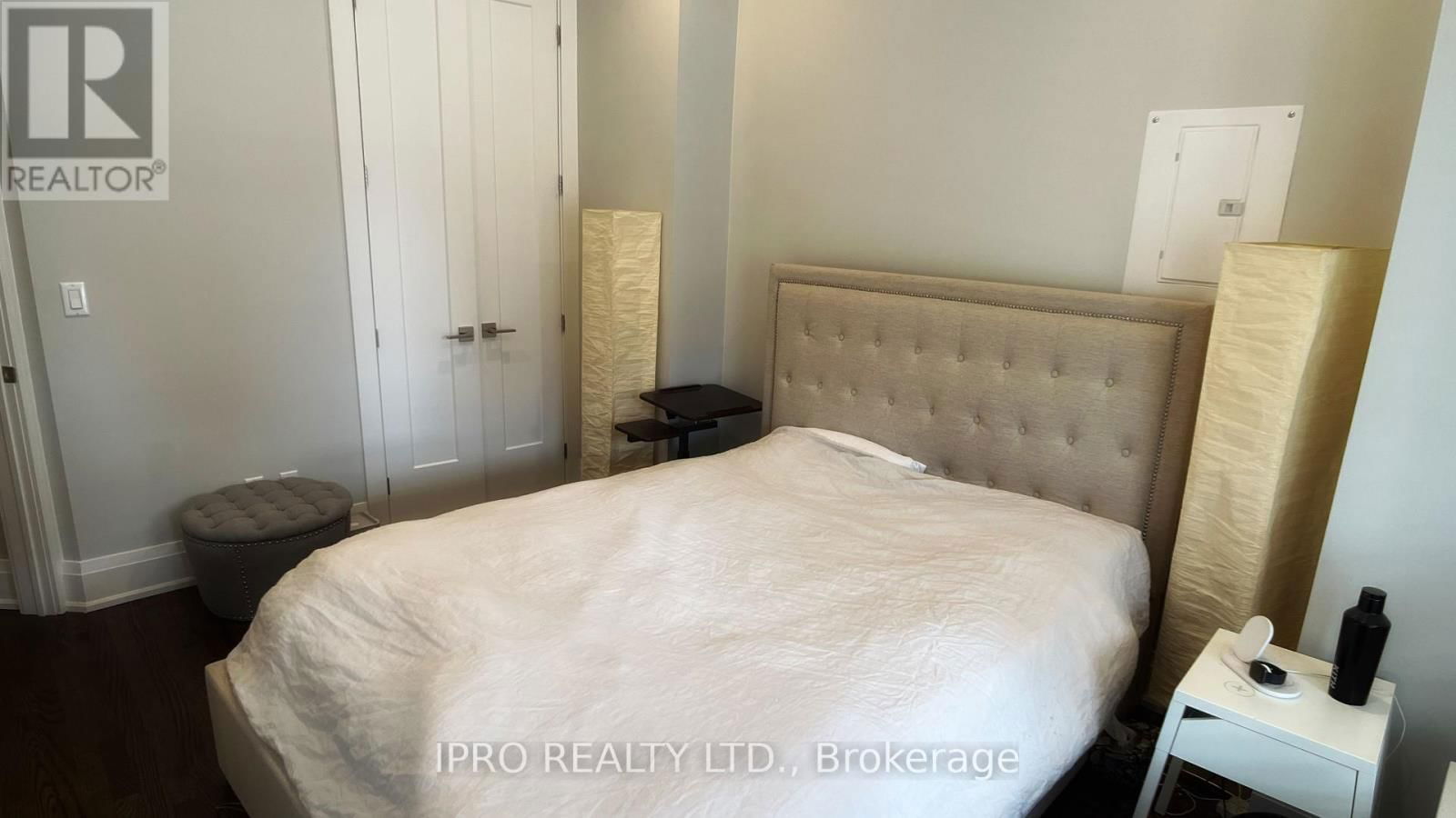 2-Main - 471 OSSINGTON AVENUE Image 5