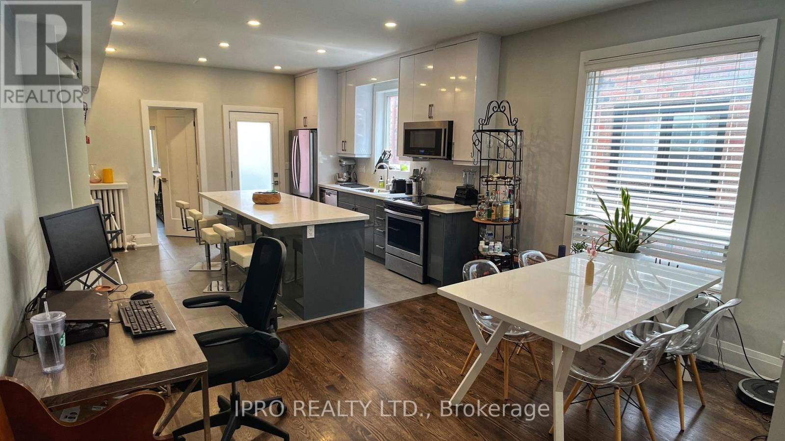 2-Main - 471 OSSINGTON AVENUE Image 7