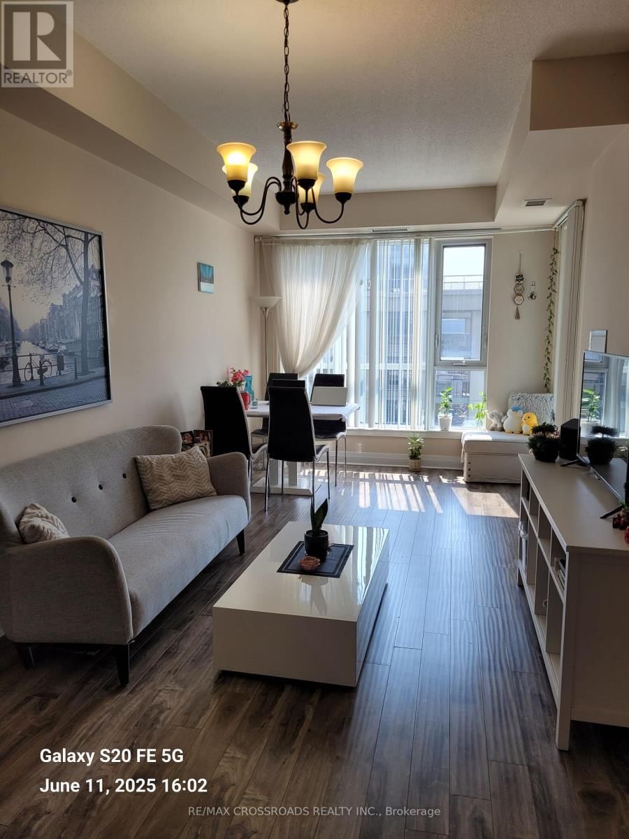 414 - 17 KENASTON GARDENS Image 2