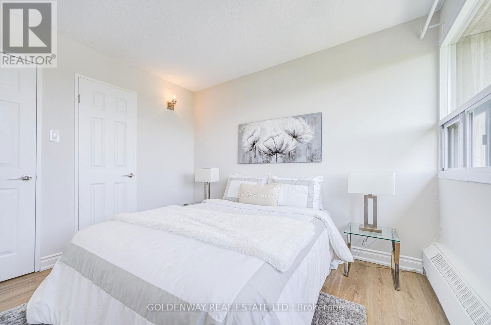 1103 - 100 LEEWARD GLENWAY Image 30