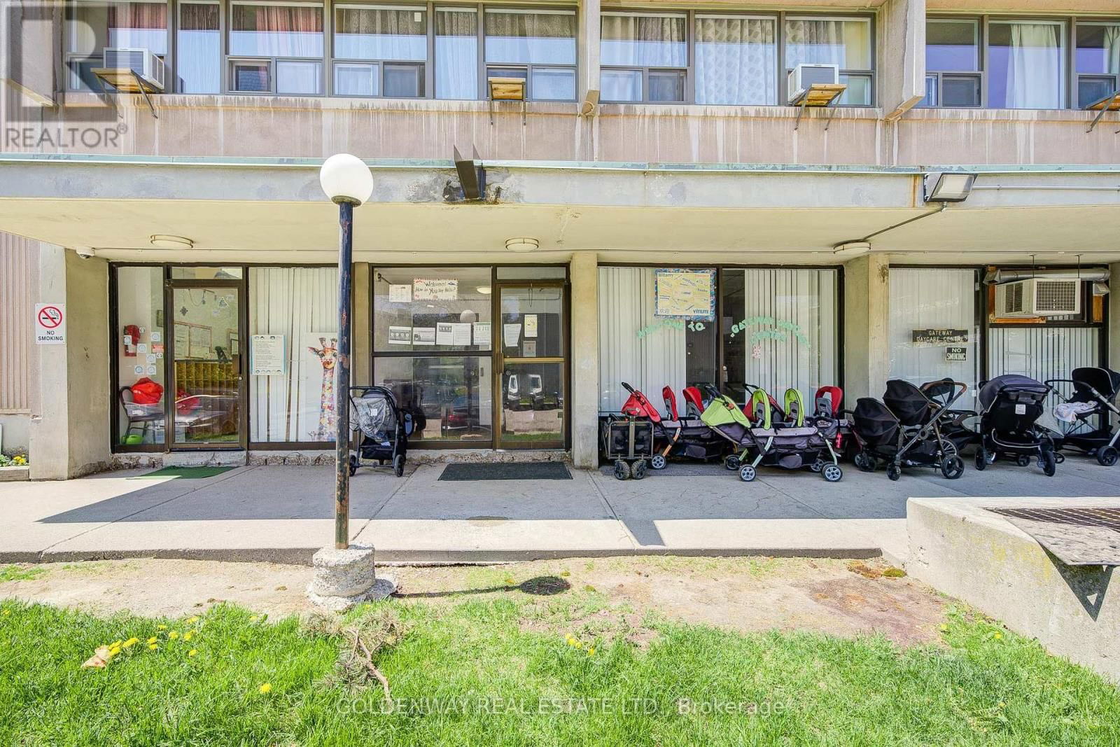 1103 - 100 LEEWARD GLENWAY Image 45