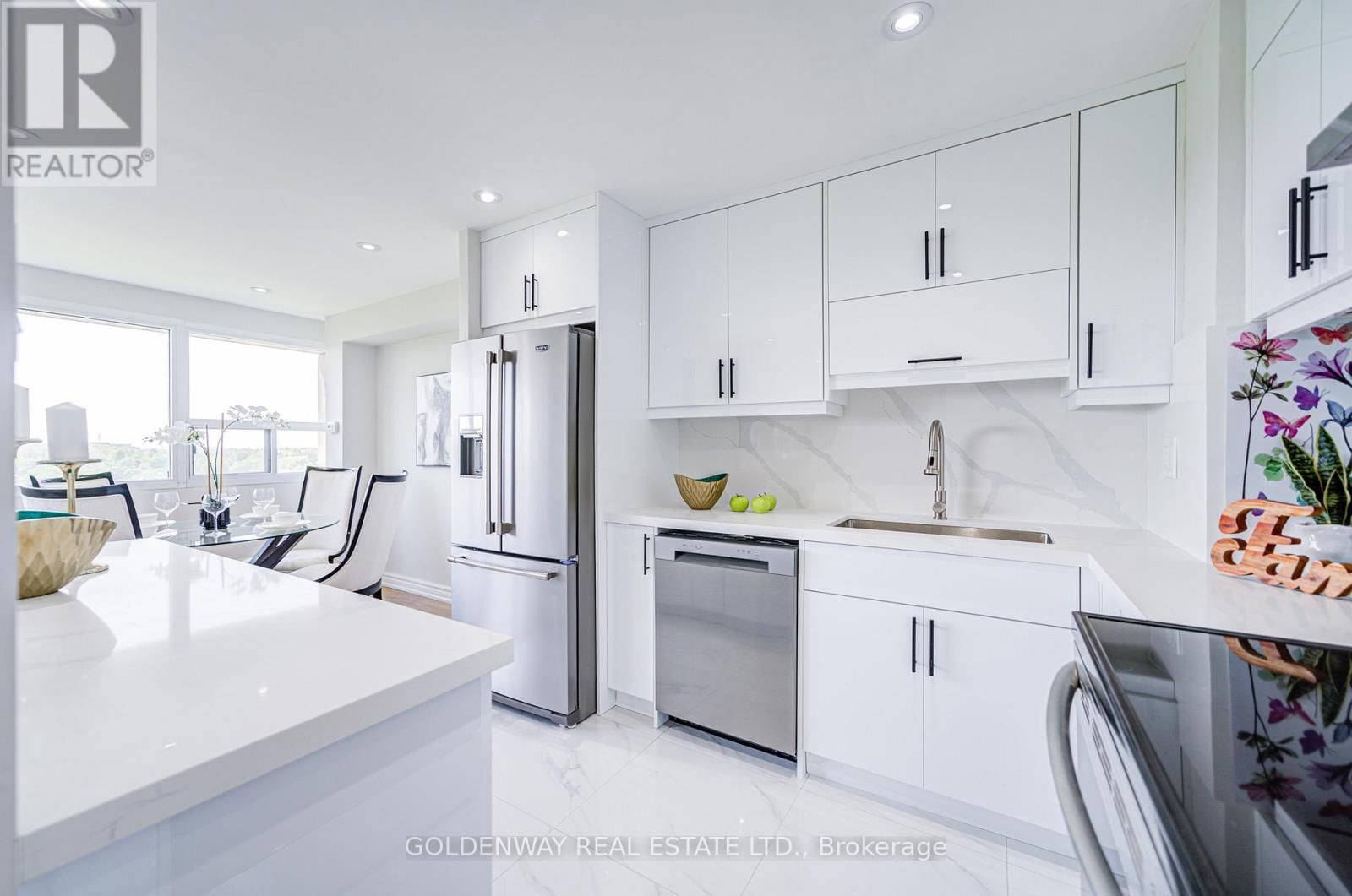 1103 - 100 LEEWARD GLENWAY Image 7