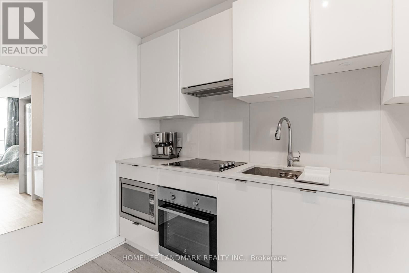 2908 - 195 REDPATH AVENUE Image 3